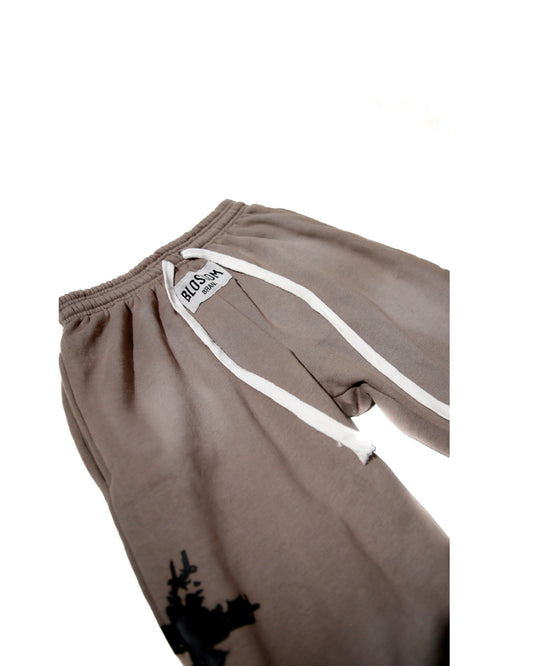 Grey blossom sweats