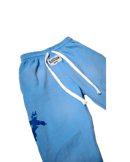 Blue blossom sweats