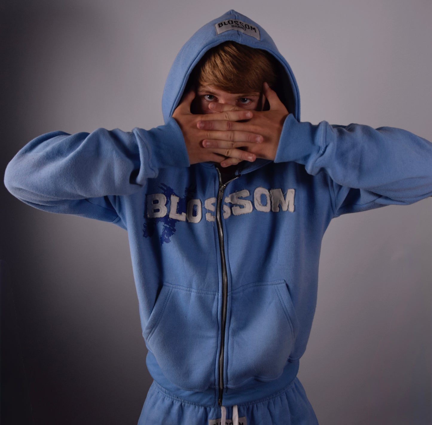Blue blossom zip-up