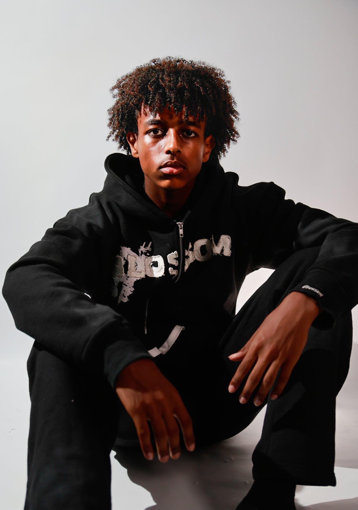 Black blossom zip-up